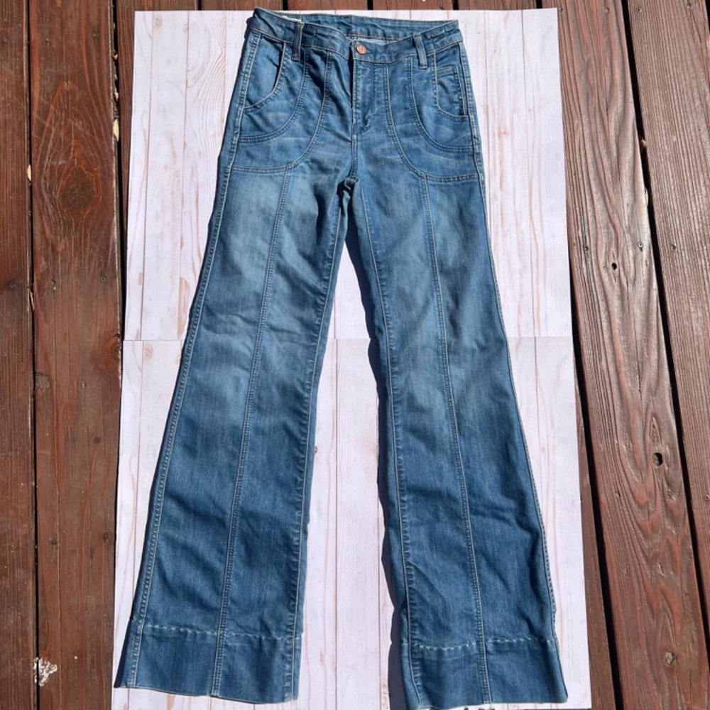 Long Wideleg/Flare Jeans